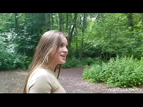 ❤️ Ik stelde Evelina foar dat wy op in iepenbier plak neuke! Se sei ja. Dan ik neukte har yn 'e kont en cum yn har mûle. Doe pikte se harsels. Slutsen by porno fy.hentai-menu.ru