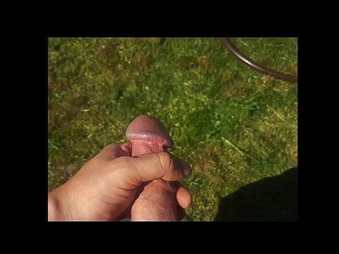 ❤️ Hottie krijt har rôze kut neukt en komt mei in spuit yn in simmertún Slutsen by porno fy.hentai-menu.ru