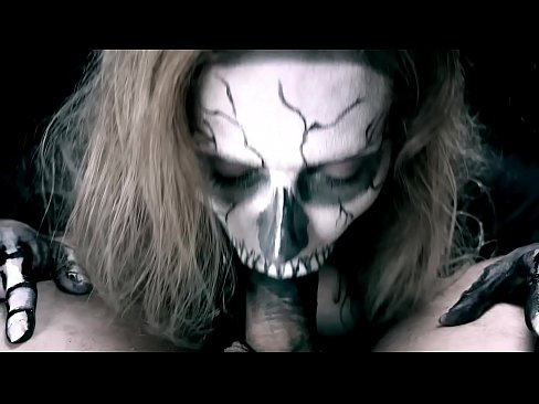 ❤️ Demon famke sûgje hoanne mei har swarte mûle en slikken cum. Slutsen by porno fy.hentai-menu.ru